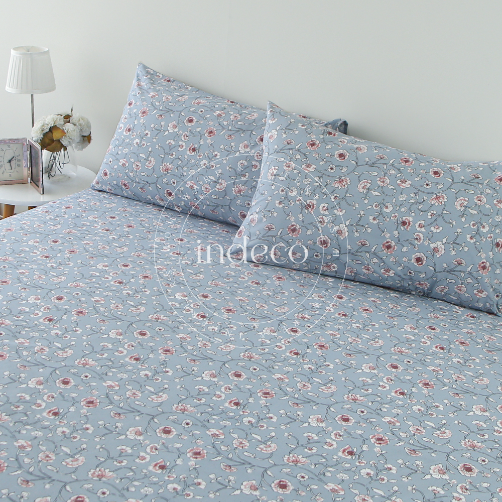 Dusky Bloom Bedsheet Set