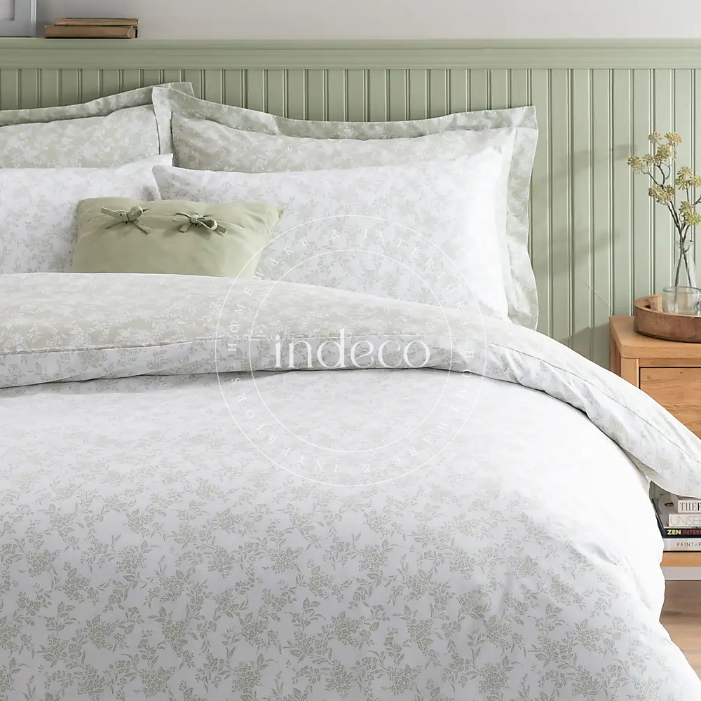Hibiscus Bloom Bedsheet Set