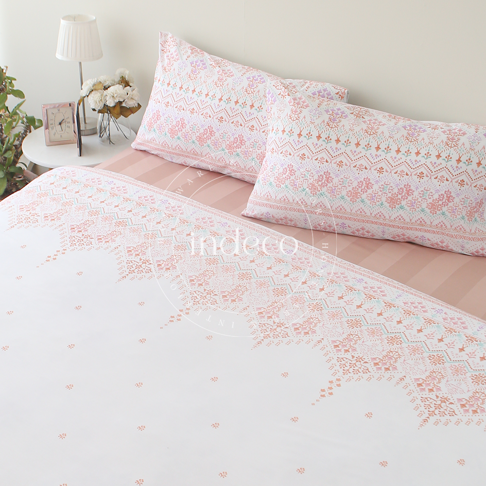 Larisa Coral Duvet Cover Set