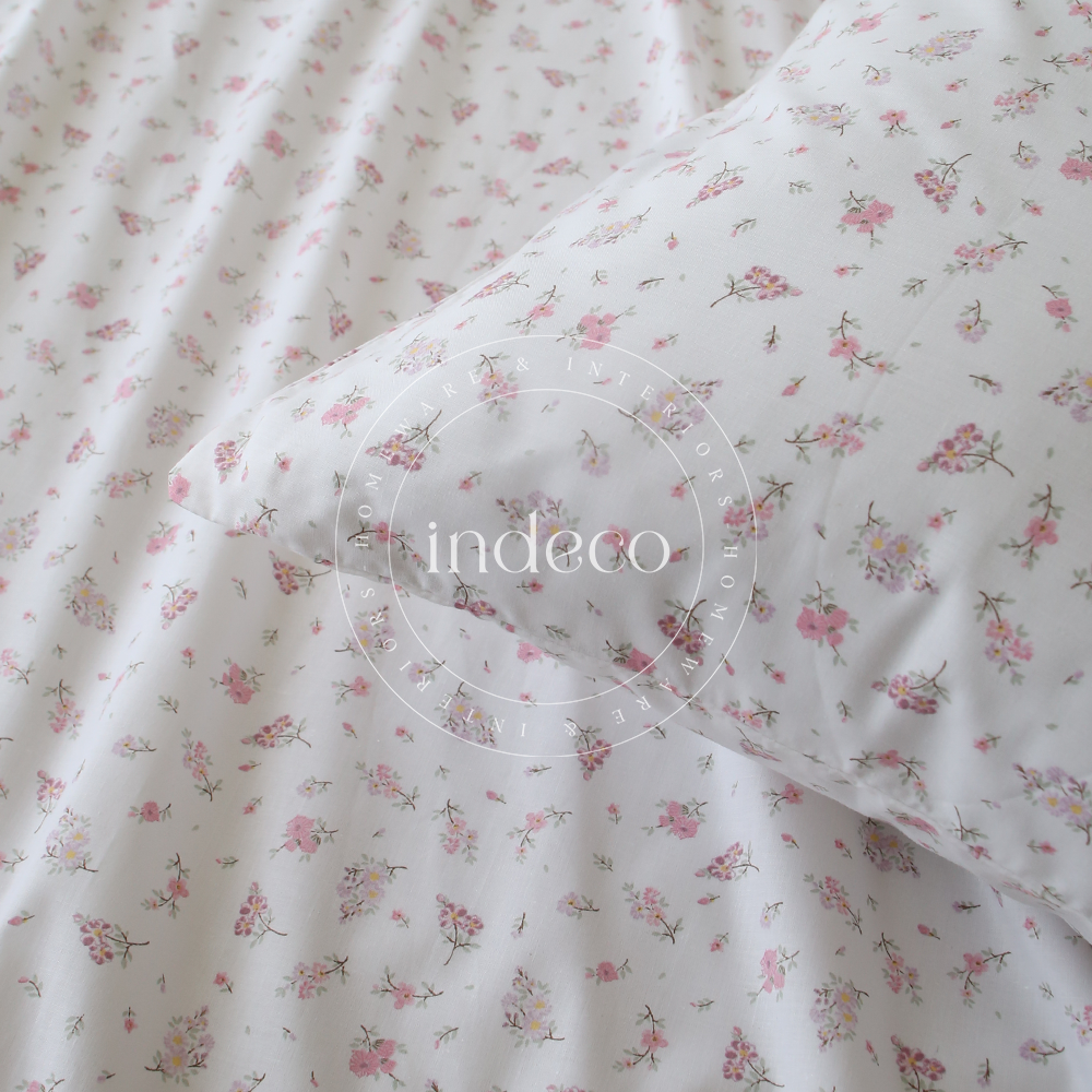Ditsy Flowers Bedsheet Set