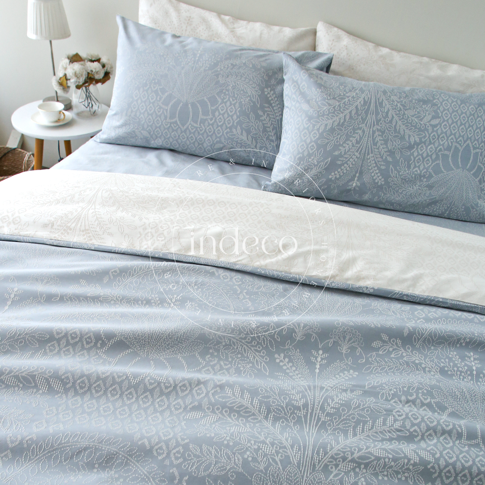 Celeste Jacquard Reversible Duvet Cover Set