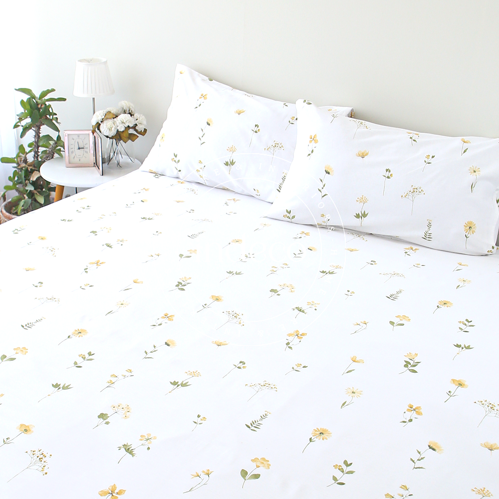 Pressed Flower Yellow Bedsheet Set