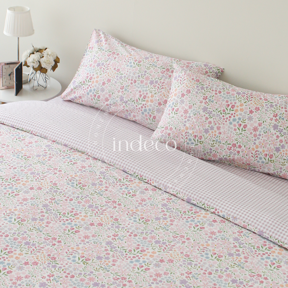 Pink Ditsy Floral Duvet Set